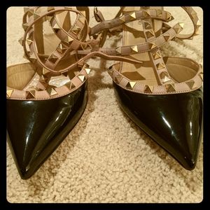Authentic black patent leather Valentino Rockstud
